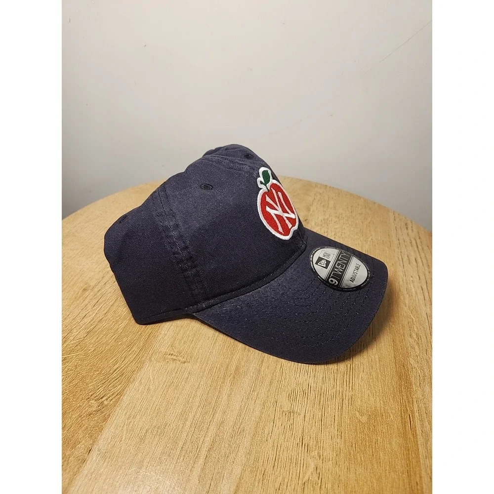 New‎ York Yankees New Era 9Twenty Navy Big Apple Logo Adjustable Dad Hat